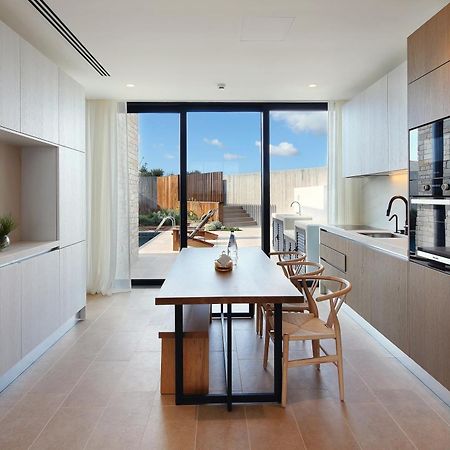 Minthis Resort Tsadha ภายนอก รูปภาพ A kitchen in a typical apartment