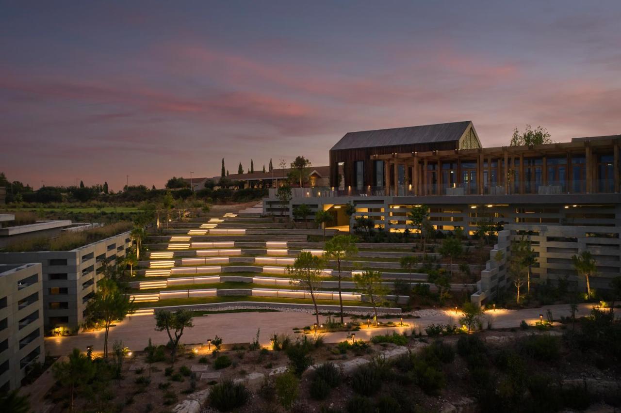 Minthis Resort Tsadha ภายนอก รูปภาพ The University of Nicosia